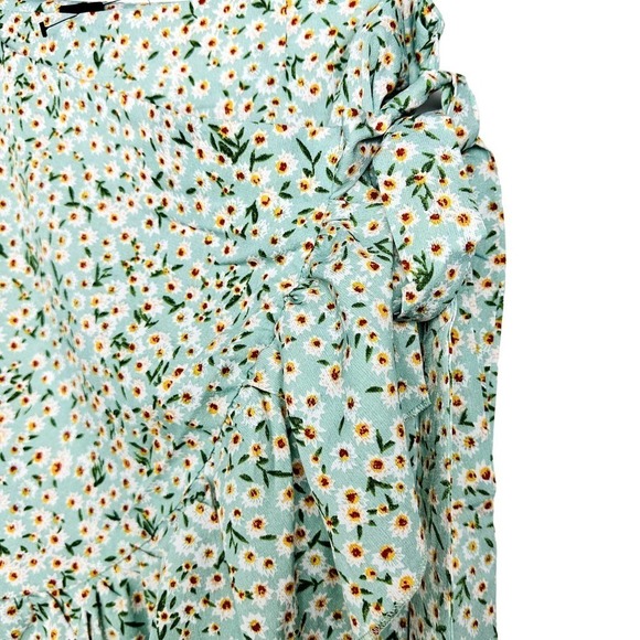 Lulus NWT Flourishing Dreams Ditsy Floral Print Wrap Mini Skirt Mint Green Sz XL - Picture 4 of 7